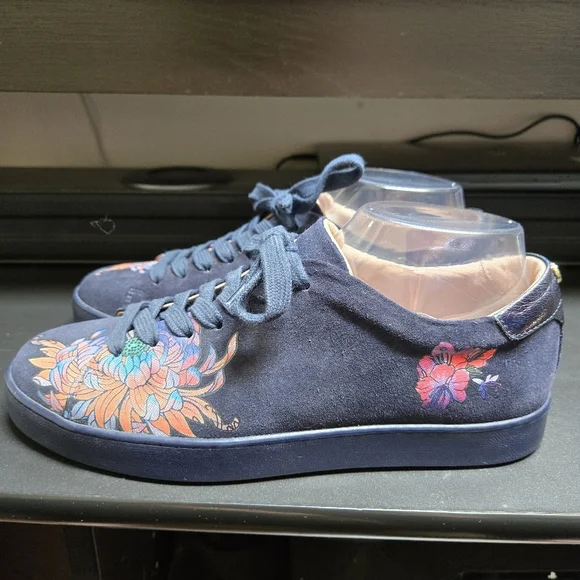 MARC CAIN Women's Navy Printed Suede Sneaker - Picture 3 of 11